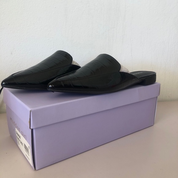 Madden Girl 💕 - Picture 4 of 4